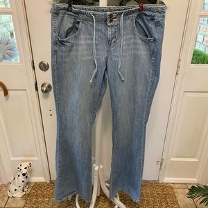 Old Navy The Flirt Bootcut Jeans with Tie Waist 14 Long Tall
